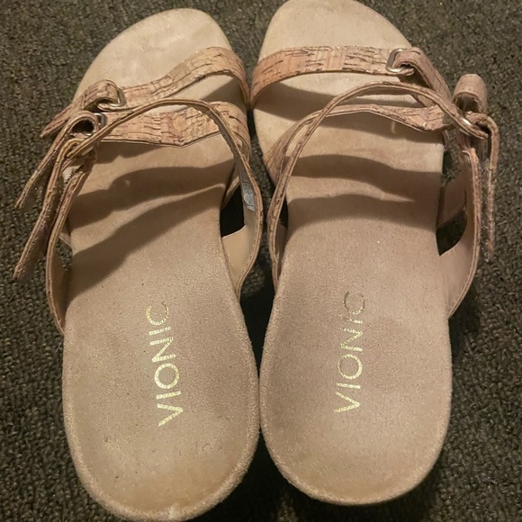 NWOT Vionic Dwyn 3 Strap Natural Cork Wedge Sandals Tan Women Size 7 - Picture 8 of 8